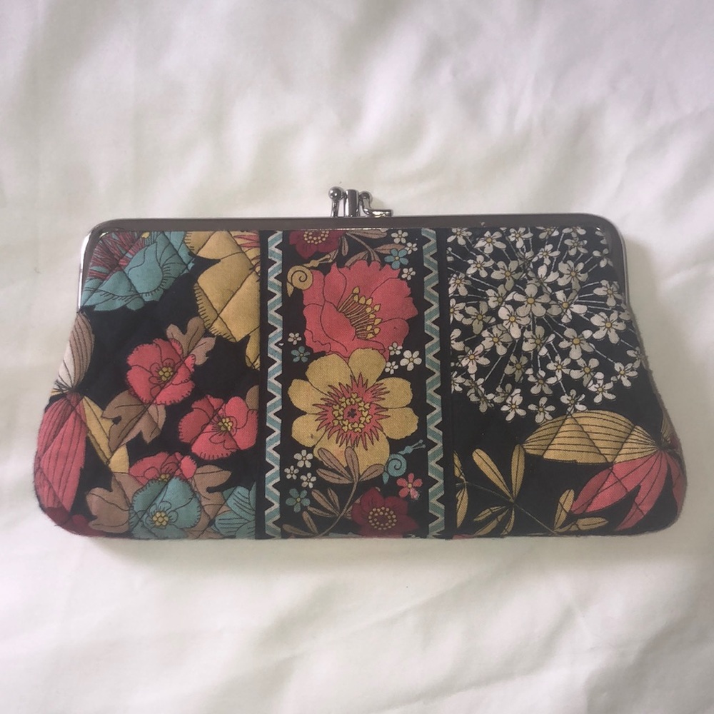 🦋Vera Bradley Happy Snails Wallet